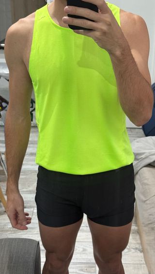 Camiseta gimnasio Decathlon M amarillo fosforito