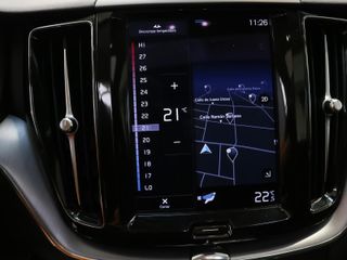 Volvo XC60 B4 D Momentum Pro Auto 145 kW (197 CV)