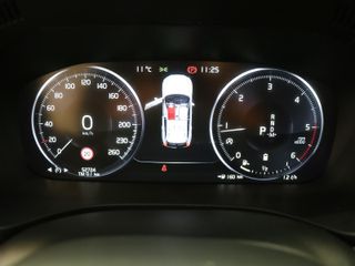 Volvo XC60 B4 D Momentum Pro Auto 145 kW (197 CV)