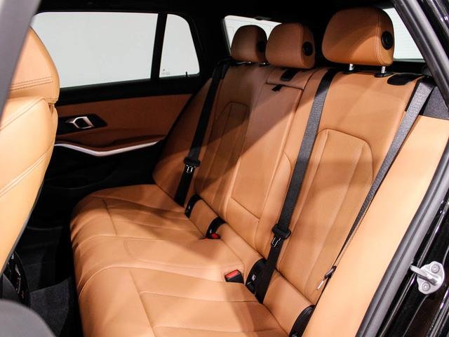 BMW Serie 3 2025, foto 9