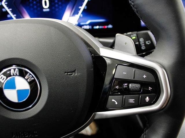 BMW Serie 3 2025, foto 14