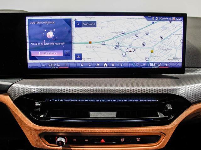 BMW Serie 3 2025, foto 16