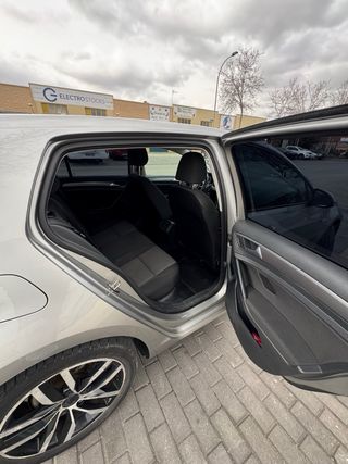 Volkswagen Golf 2014