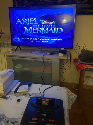 Sega Mega Drive II + 8 giochi - Lotto Retro