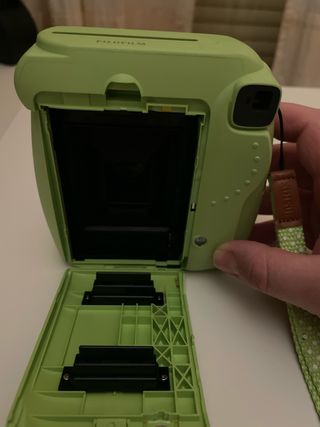 Cámara instantánea Fujifilm Instax Mini 9