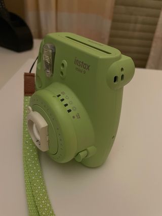 Cámara instantánea Fujifilm Instax Mini 9