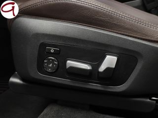 BMW iX3 80 kWh 210 kW (286 CV)