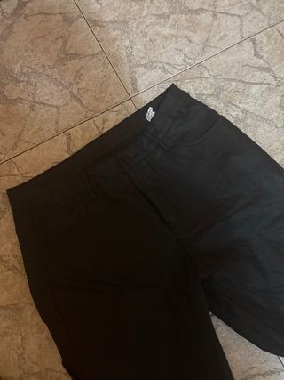 Pantalón cuero negro talla M