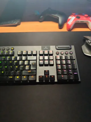 Logitech G915 Teclado Gaming