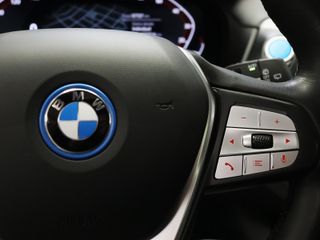 BMW iX3 80 kWh 210 kW (286 CV)