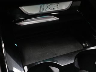 BMW iX3 80 kWh 210 kW (286 CV)
