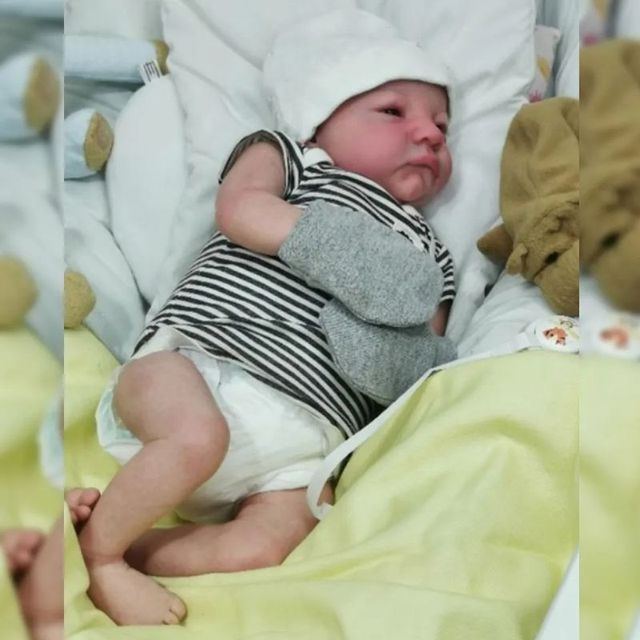 Muñeca reborn bebé silicona