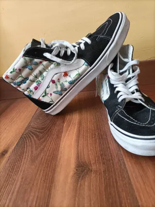 Zapatillas Vans Sk8-Hi Estampado Mariposas