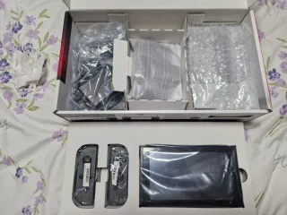 Nintendo Switch Gris + juego ¡Como nueva!