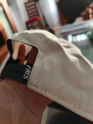 Gorra Famous New Era ajustable