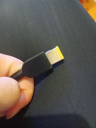 Cargador Lenovo 135W ADL135NLC3A Original