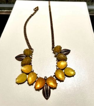 Collar piedras dorado rosado