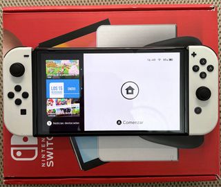 Nintendo Switch OLED Bianca