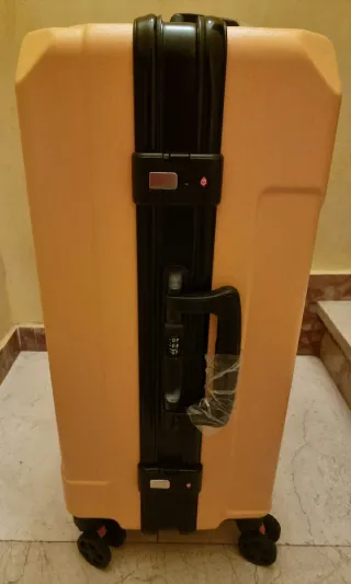 Maleta de viaje Amarilla 24"