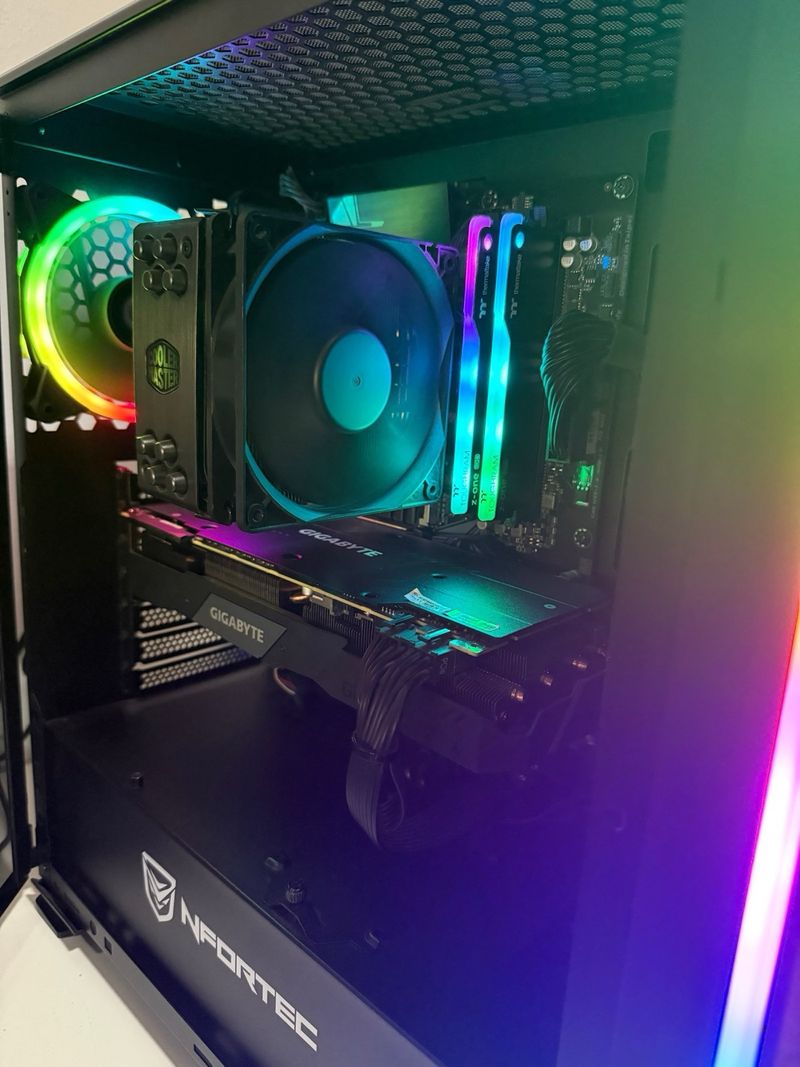PC Gaming Nfortec Ryzen 5 3600 16GB RAM 2070 Super afbeelding 2