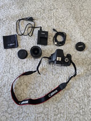 Fotocamera Canon EOS 2000D