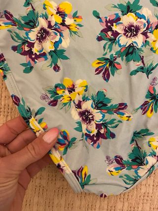 Bañador floral celeste