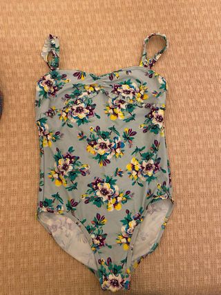 Bañador floral celeste