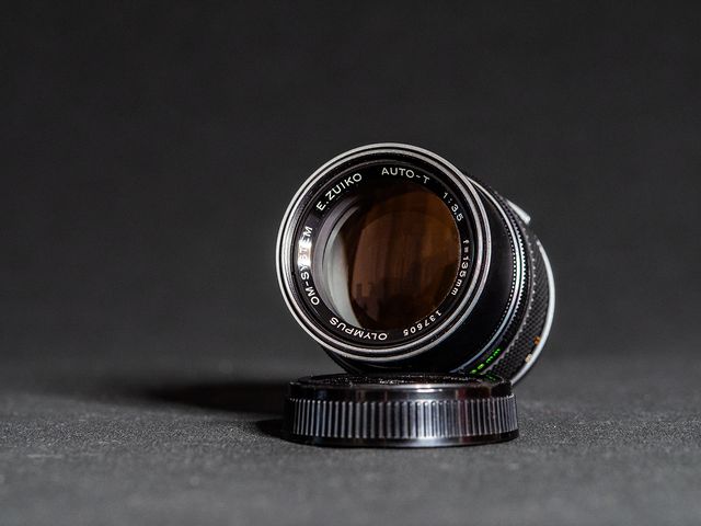 Olympus E.Zuiko 135mm f/3.5 OM-System