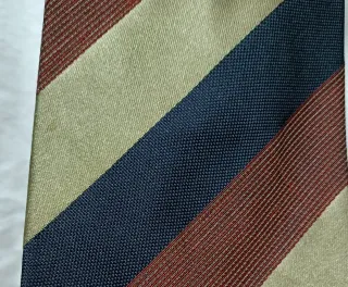 Corbata rayas Dolce Gabana pin up