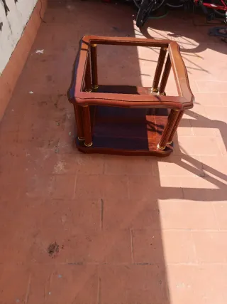 Mesa auxiliar madera y sin cristal