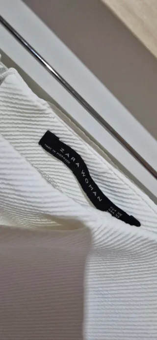 Falda Zara Blanca Talla XS