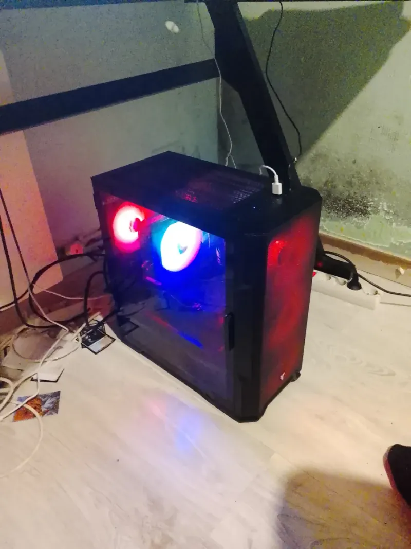 PC Gaming con i7 y 1660ti de 6GB afbeelding 2