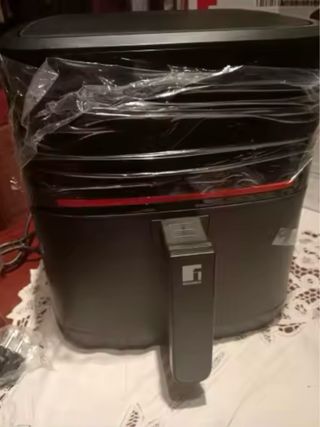 Freidora de aire negra