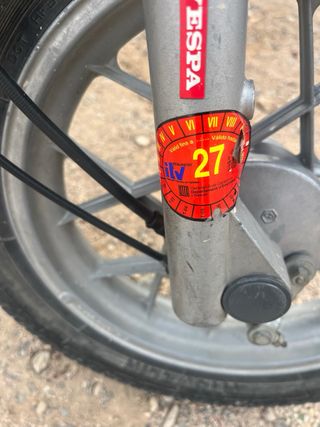 Vespa Delta 50cc Roja Scooter