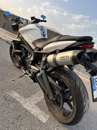 Triumph Street Triple 675