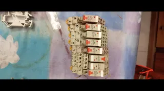 Lote de 8 Relés Omron 230V AC