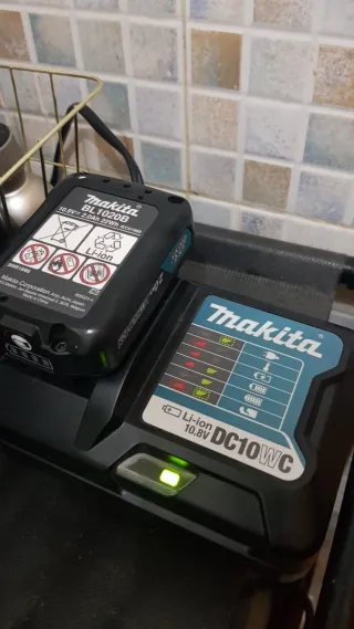 Taladro Makita HP331D