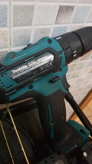 Taladro Makita HP331D