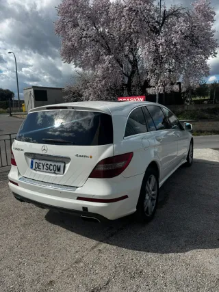 Mercedes-Benz Clase R 2010
