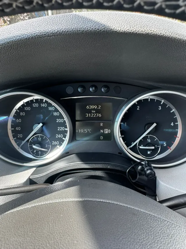 Mercedes-Benz Clase R 2010