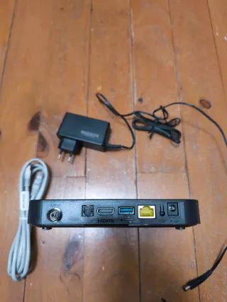 Decodificador Euskaltel 4K y mando