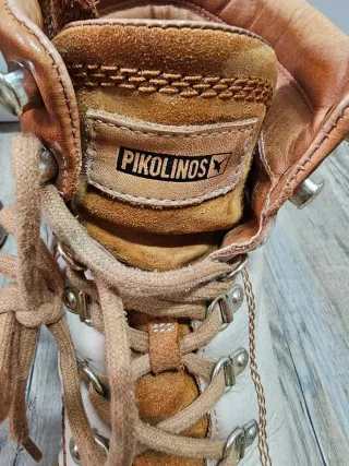 Regalo botines beige y marrón