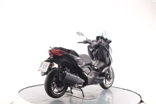 YAMAHA X-MAX 300 TECH MAX 2025