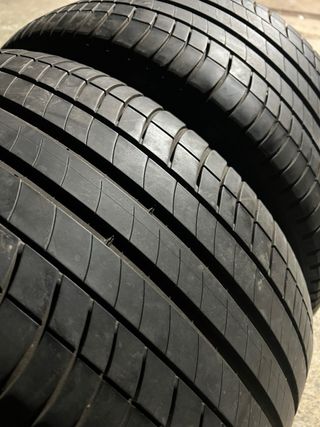 275/35/19 Michelin Primacy 3