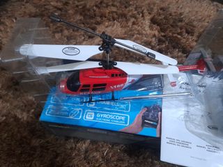 Helicóptero RC NincoAir Avant 255G + Batería