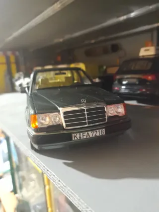 Mercedes 230e Norev no autoart minichamps kyosho