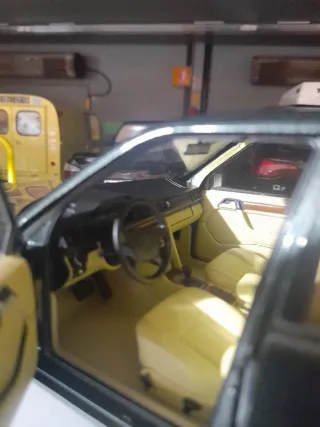 Mercedes 230e Norev no autoart minichamps kyosho