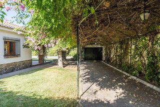 Chalet en venta en Ogíjares