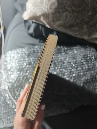 Midori la niña de las camelias