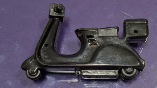 Encendedor Vintage Vespa Negro